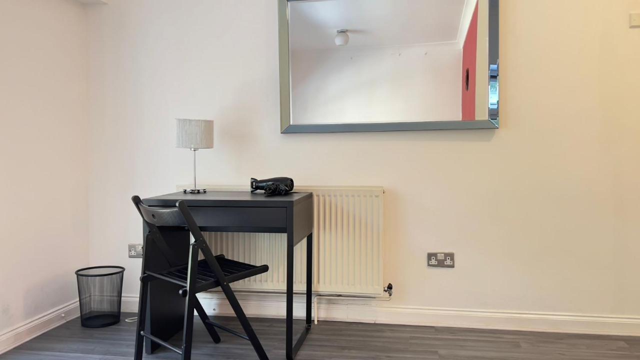 Aldgate Rooms London Exterior photo