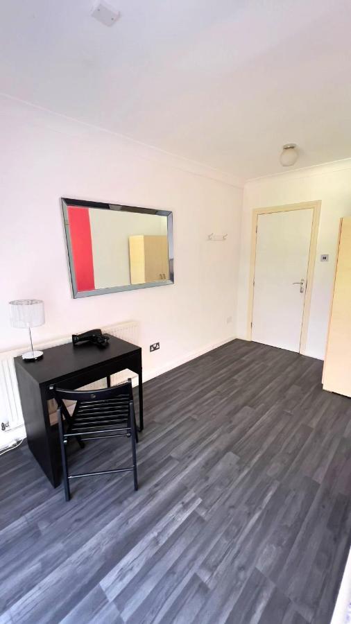 Aldgate Rooms London Exterior photo